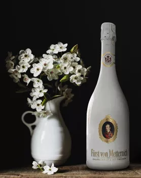 9er Paket Fürst von Metternich Chardonnay Sekt inkl. 2 gratis Luce Sektgläser rosa